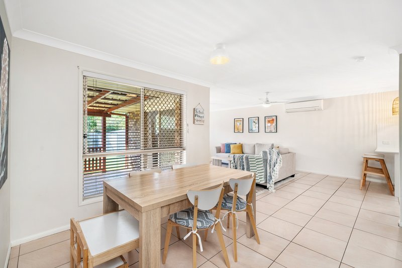 Photo - 9 Duyvestyn Terrace, Murrumba Downs QLD 4503 - Image 8