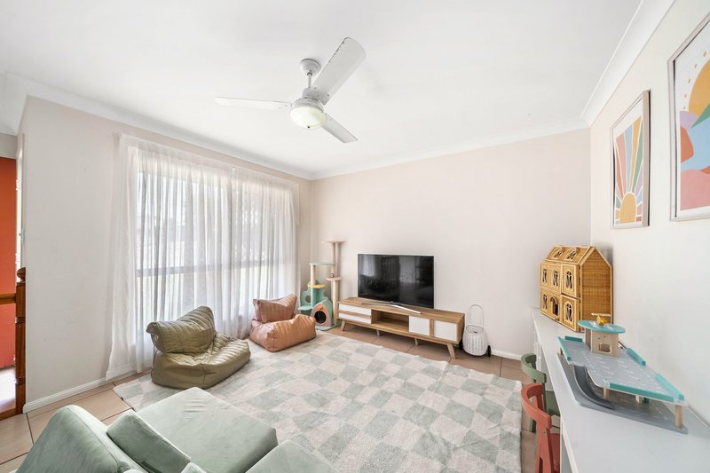 Photo - 9 Duyvestyn Terrace, Murrumba Downs QLD 4503 - Image 10