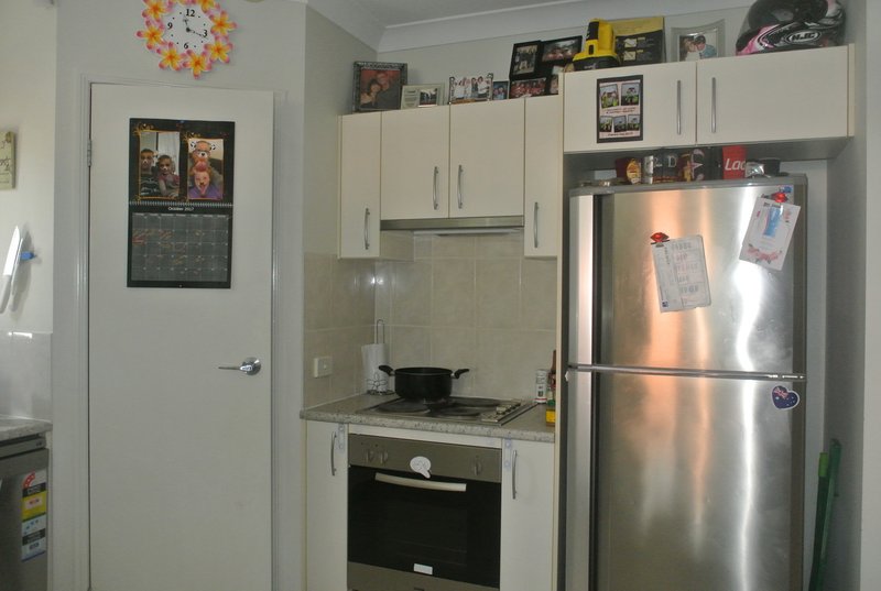 Photo - 9 Dysart St , Rothwell QLD 4022 - Image 7