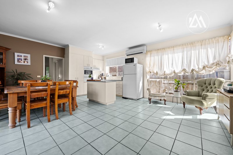 Photo - 9 Eagle Street, Mornington VIC 3931 - Image 3