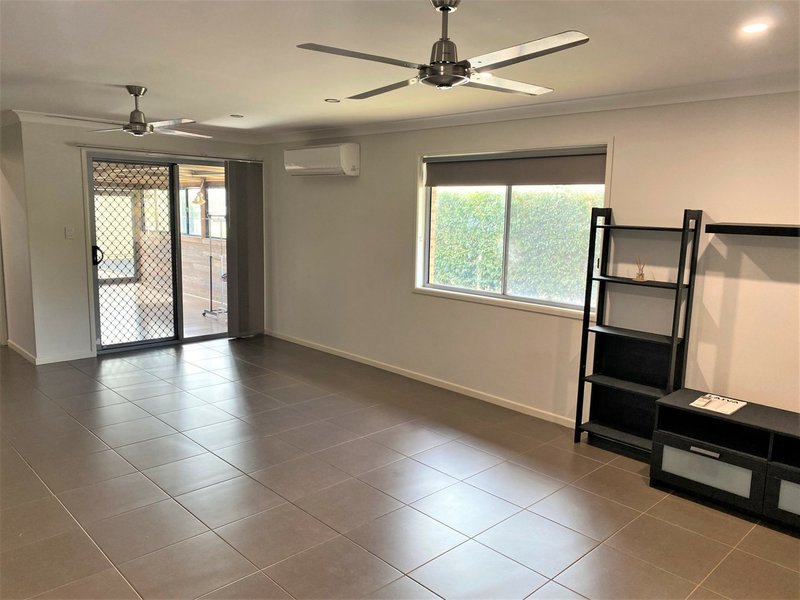 Photo - 9 Earl St , Memerambi QLD 4610 - Image 5