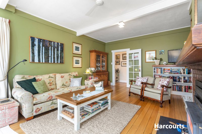 Photo - 9 East Church , Deloraine TAS 7304 - Image 2