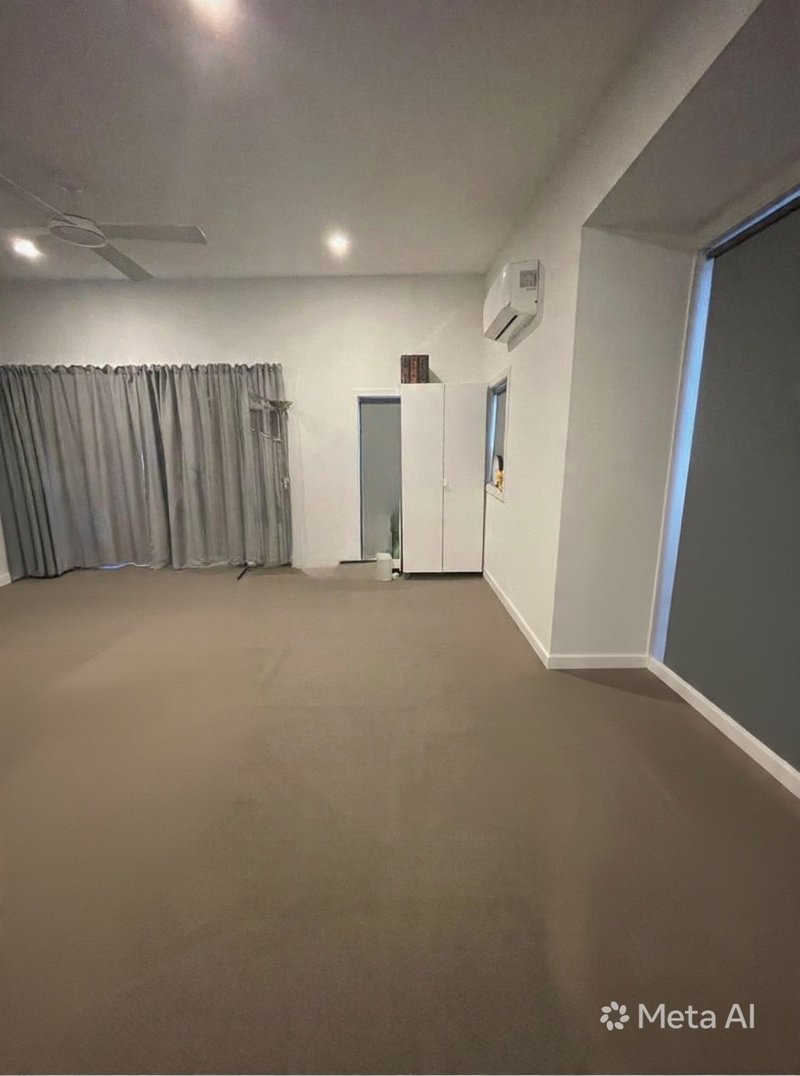 Photo - 9 Eastlake Glade, Blacktown NSW 2148 - Image 3