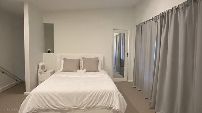 Photo - 9 Eastlake Glade, Blacktown NSW 2148 - Image 5