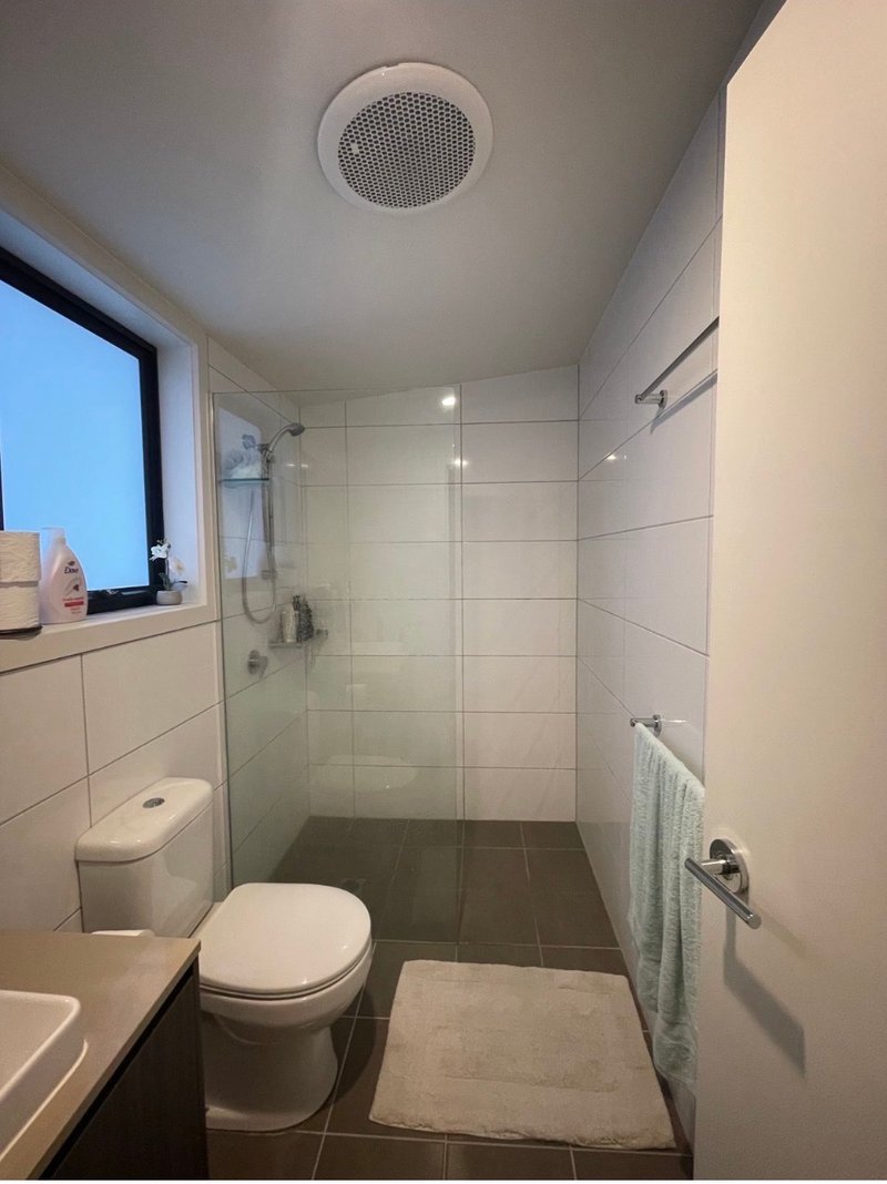 Photo - 9 Eastlake Glade, Blacktown NSW 2148 - Image 6