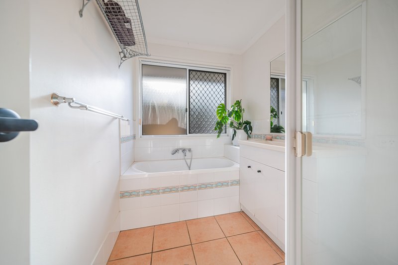 Photo - 9 Edgewater Place, Sippy Downs QLD 4556 - Image 17