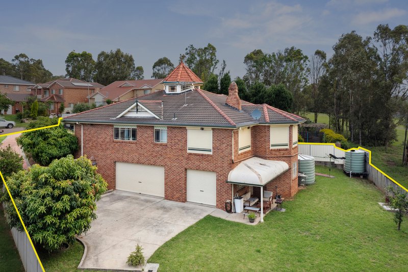 Photo - 9 Edinburgh Circuit, Cecil Hills NSW 2171 - Image 10