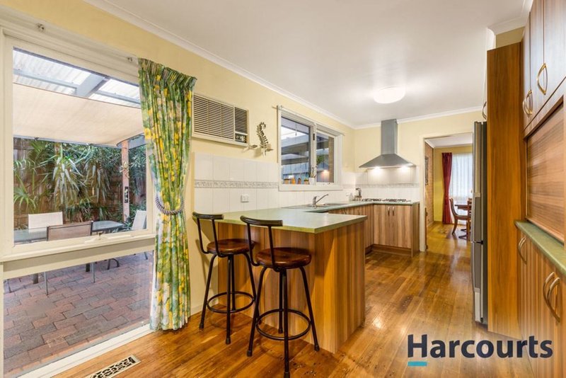 Photo - 9 Edinburgh Road, Bayswater VIC 3153 - Image 3