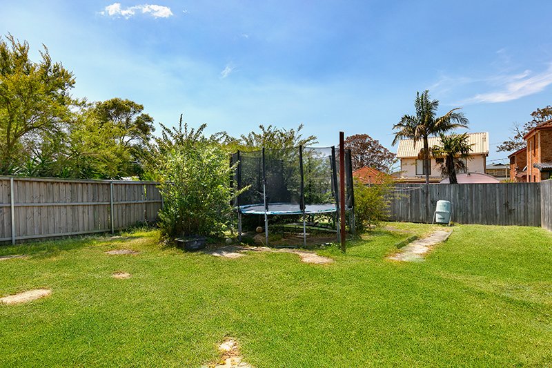 Photo - 9 Edward Street, Narraweena NSW 2099 - Image 3