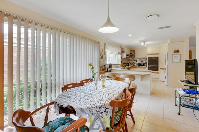 Photo - 9 Eileen Court, Langwarrin VIC 3910 - Image 6