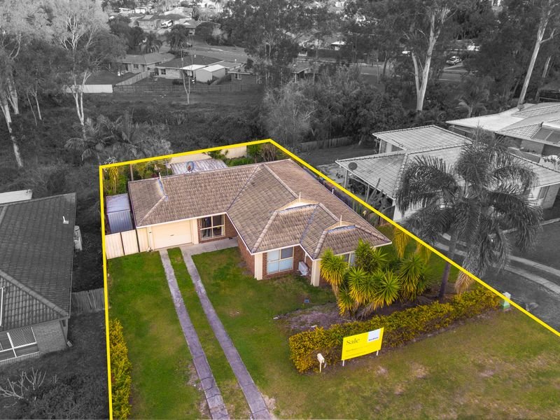 9 Eira Crescent, Edens Landing QLD 4207