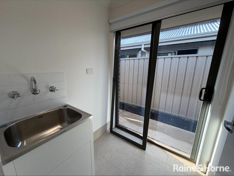 Photo - 9 Elias Circuit, Munno Para West SA 5115 - Image 7