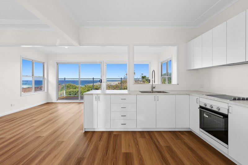Photo - 9 Ellen Street, Curl Curl NSW 2096 - Image 2