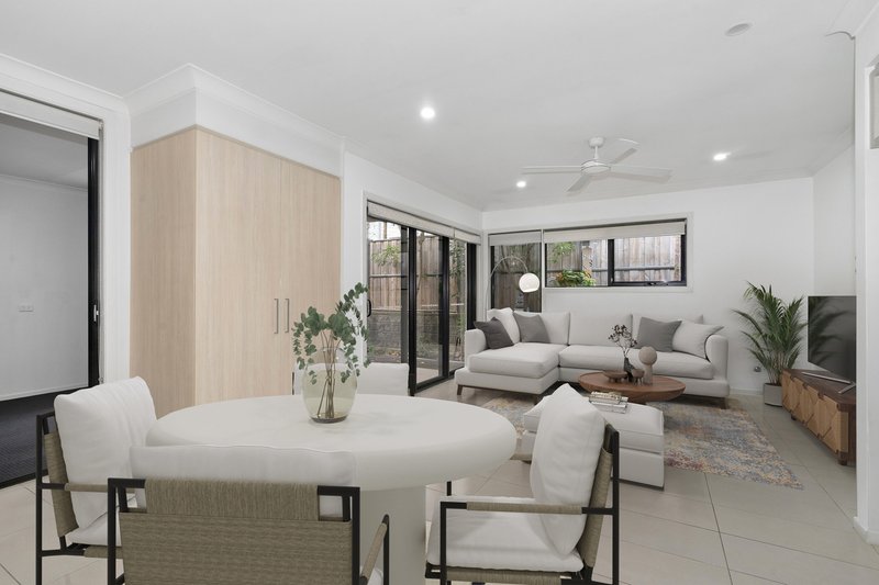 Photo - 9 Ellerston Glade, Blacktown NSW 2148 - Image 3