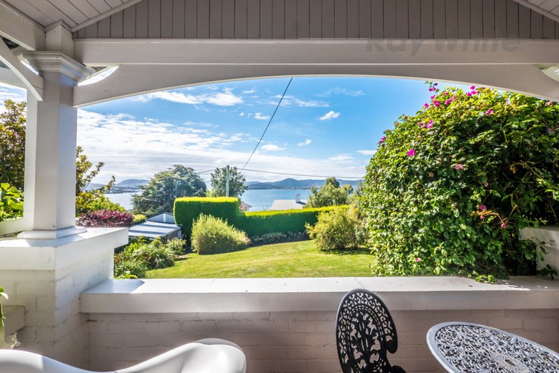 Photo - 9 Ellington Road, Sandy Bay TAS 7005 - Image 2