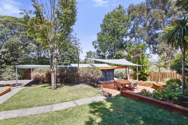 Photo - 9 Elms Road, Mooroolbark VIC 3138 - Image 16