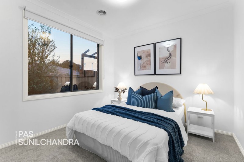 Photo - 9 Elodea Way, Cranbourne North VIC 3977 - Image 13
