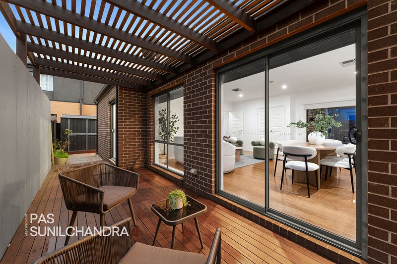 Photo - 9 Elodea Way, Cranbourne North VIC 3977 - Image 17