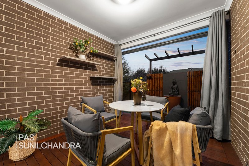Photo - 9 Elodea Way, Cranbourne North VIC 3977 - Image 18
