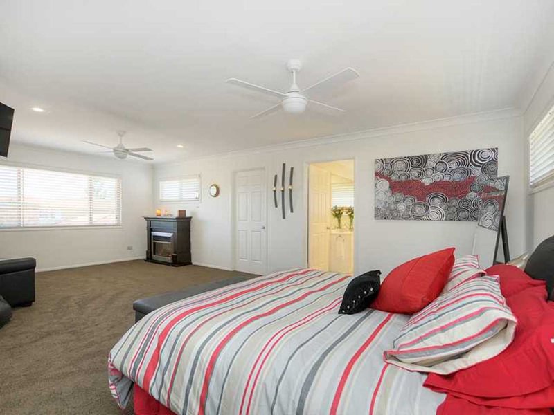 Photo - 9 Elsemore Court, Carrara QLD 4211 - Image 7