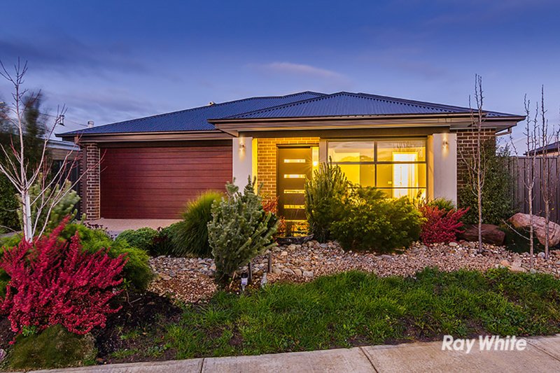 9 Elwick Drive, Clyde North VIC 3978