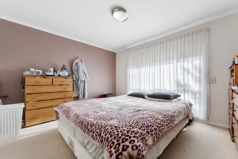 Photo - 9 English Court, Kings Park VIC 3021 - Image 7