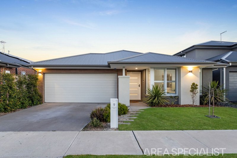 Photo - 9 Ensemble Way, Junction Village VIC 3977 - Image 1