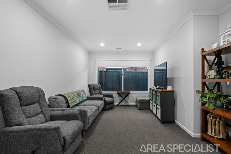 Photo - 9 Ensemble Way, Junction Village VIC 3977 - Image 9