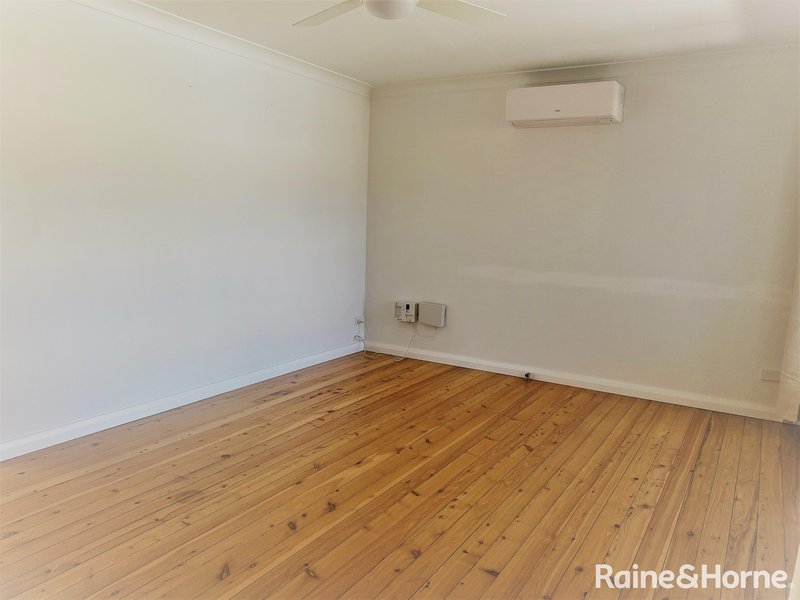 Photo - 9 Ernest Street, Nowra NSW 2541 - Image 3