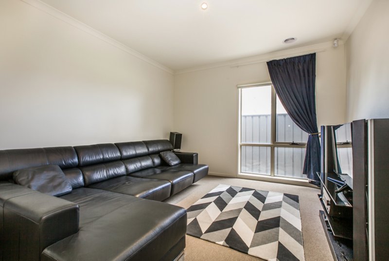 Photo - 9 Erskine Road, Mernda VIC 3754 - Image 10