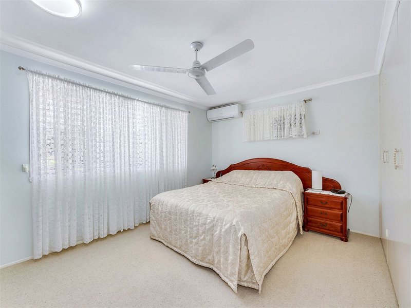 Photo - 9 Essex Drive, Albany Creek QLD 4035 - Image 6