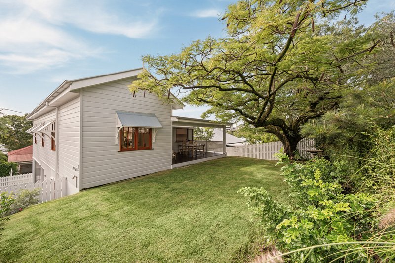 Photo - 9 Eva Street, Red Hill QLD 4059 - Image 1