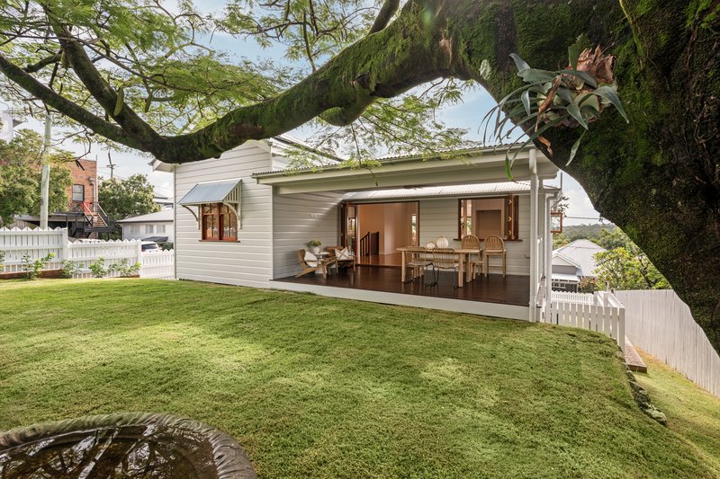 Photo - 9 Eva Street, Red Hill QLD 4059 - Image 10