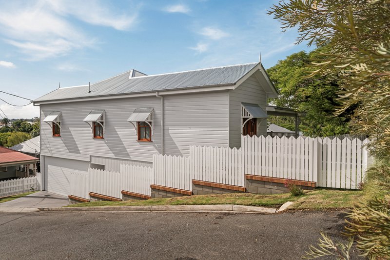 Photo - 9 Eva Street, Red Hill QLD 4059 - Image 23