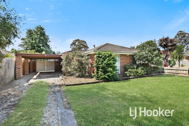 9 Evelyne Avenue, Cranbourne VIC 3977