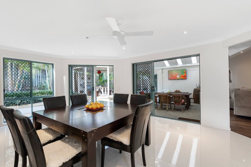 Photo - 9 Exbridge Court, Mudgeeraba QLD 4213 - Image 6