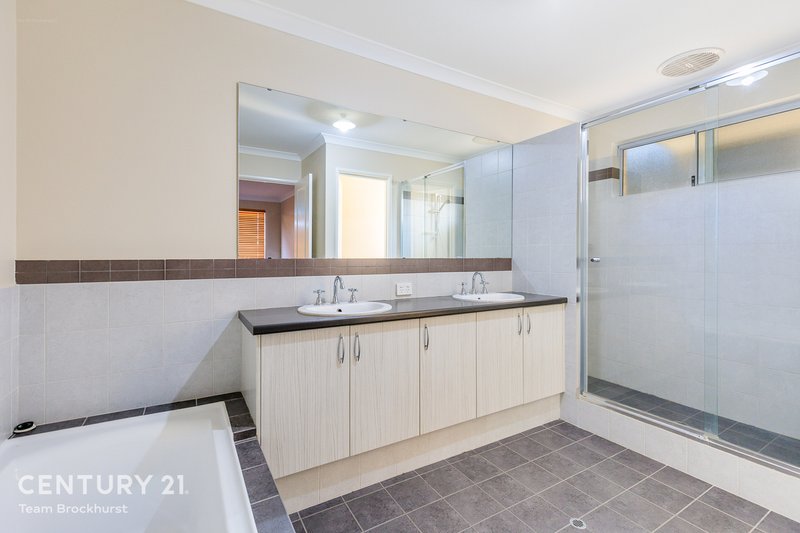 Photo - 9 Exbury Street, Landsdale WA 6065 - Image 10