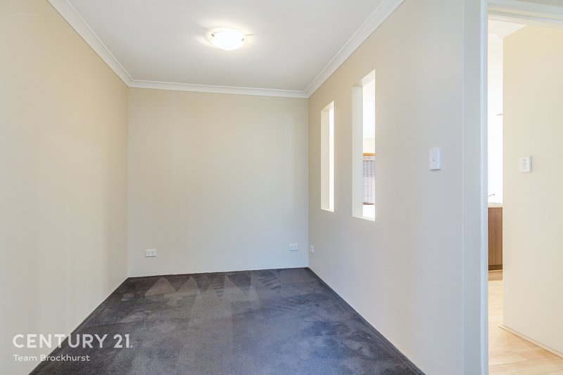 Photo - 9 Exbury Street, Landsdale WA 6065 - Image 17