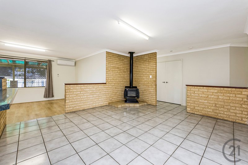 Photo - 9 Exchequer Avenue, Greenfields WA 6210 - Image 3