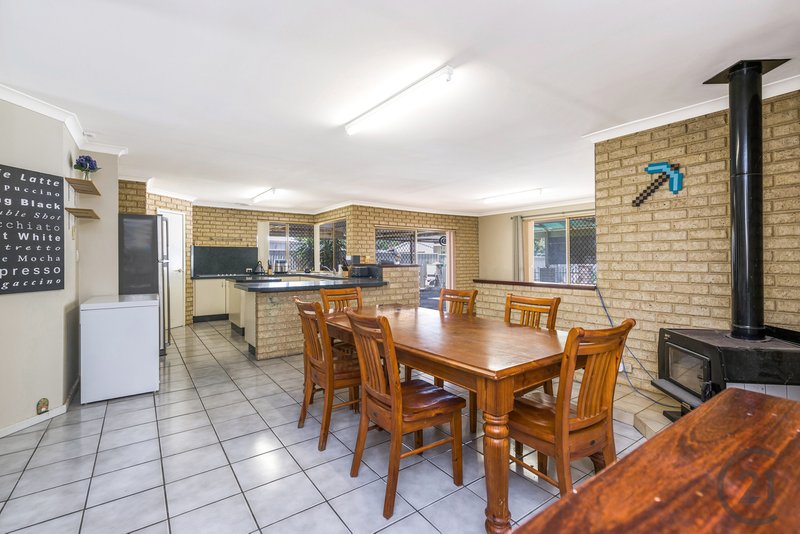 Photo - 9 Exchequer Avenue, Greenfields WA 6210 - Image 7