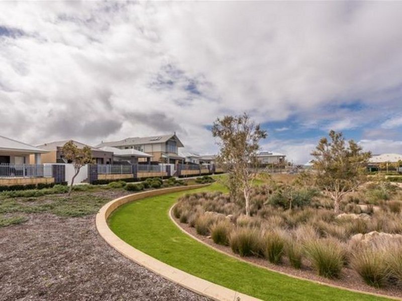 Photo - 9 Faba Lane, Jindalee WA 6036 - Image 2