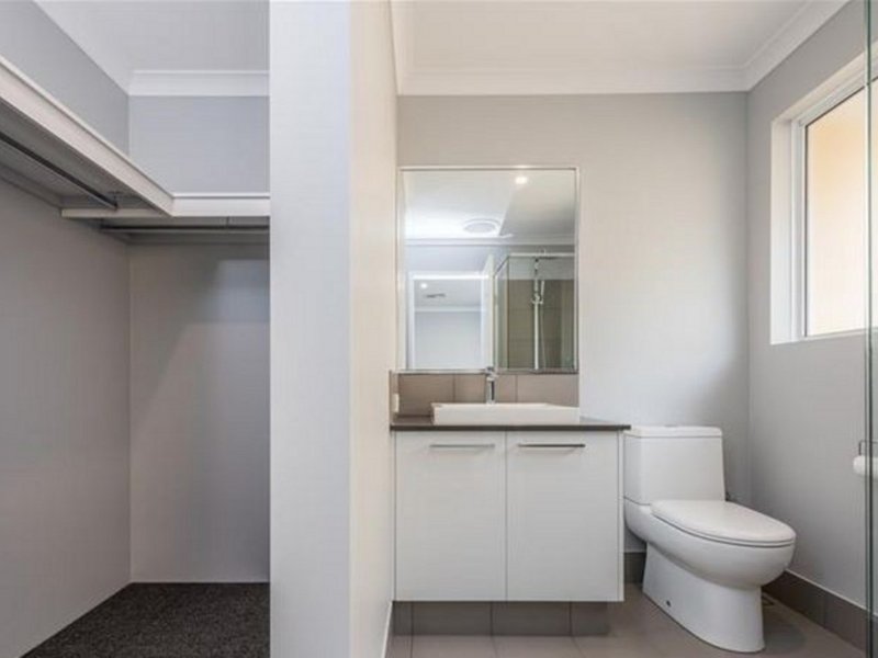 Photo - 9 Faba Lane, Jindalee WA 6036 - Image 6