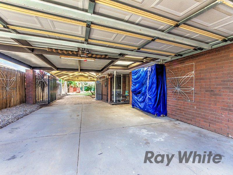 Photo - 9 Fairfax Circuit, Albanvale VIC 3021 - Image 7