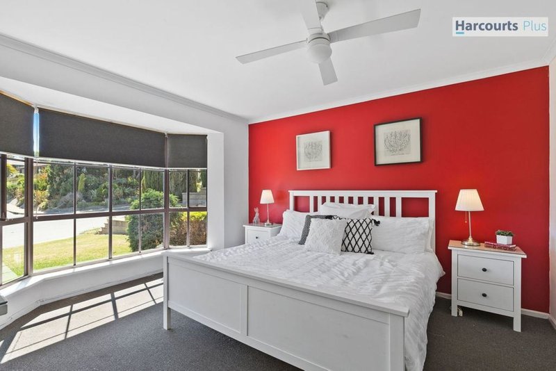 Photo - 9 Fairhill Street, Hallett Cove SA 5158 - Image 16