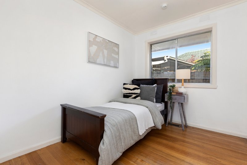 Photo - 9 Fairview Avenue, Cheltenham VIC 3192 - Image 11