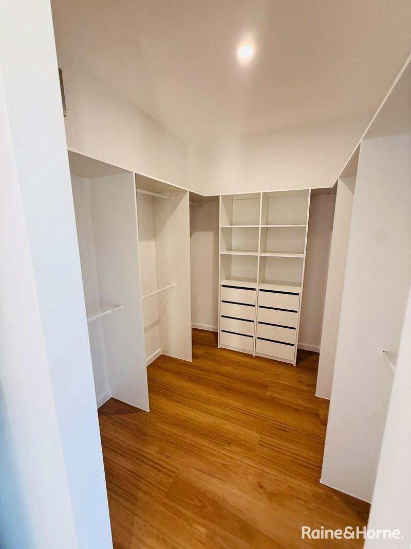 Photo - 9 Favoris Street, Austral NSW 2179 - Image 8