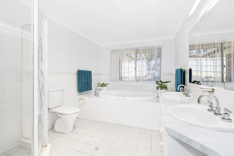 Photo - 9 Federation Drive, Terranora NSW 2486 - Image 10