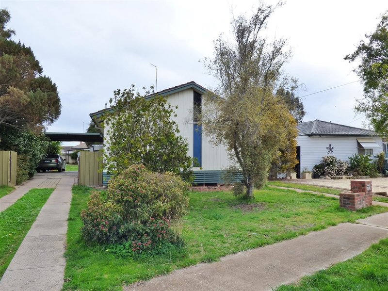 Photo - 9 Felstead Avenue, Horsham VIC 3400 - Image 2