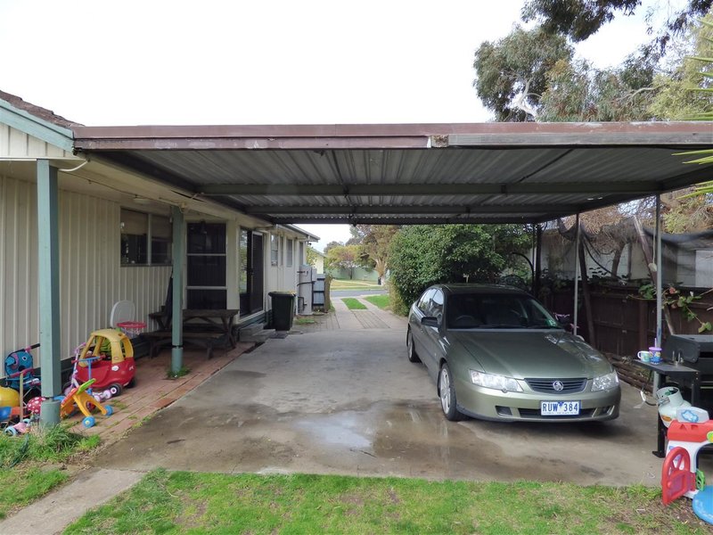 Photo - 9 Felstead Avenue, Horsham VIC 3400 - Image 17