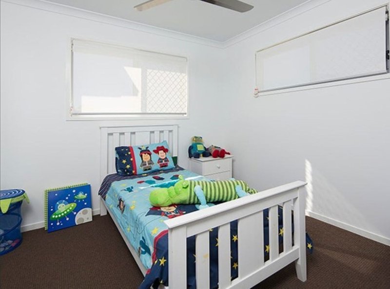 Photo - 9 Fern Parade, Griffin QLD 4503 - Image 17